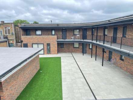Property For Rent Coldharbour L, Hayes