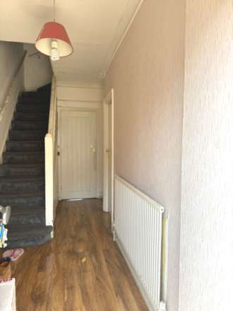 Leamington Road, Southall, Image 6