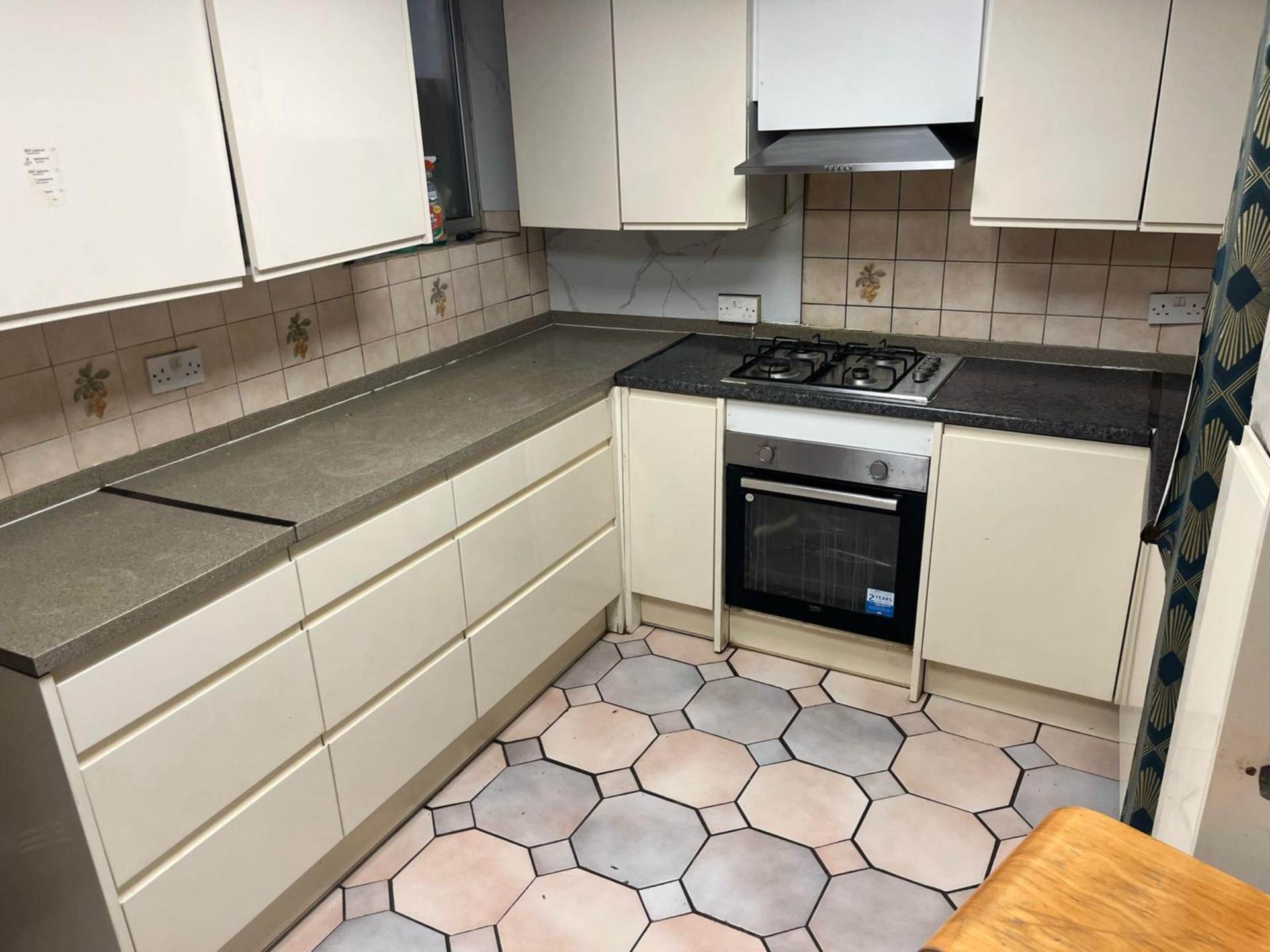 Gordon Road, Southall UB2, Image 8
