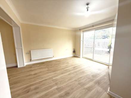 4 Bedroom Semi-Detached, Craneswater, Hayes