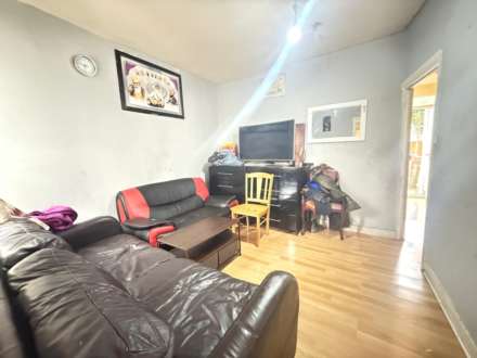 Spencer Street, Southall