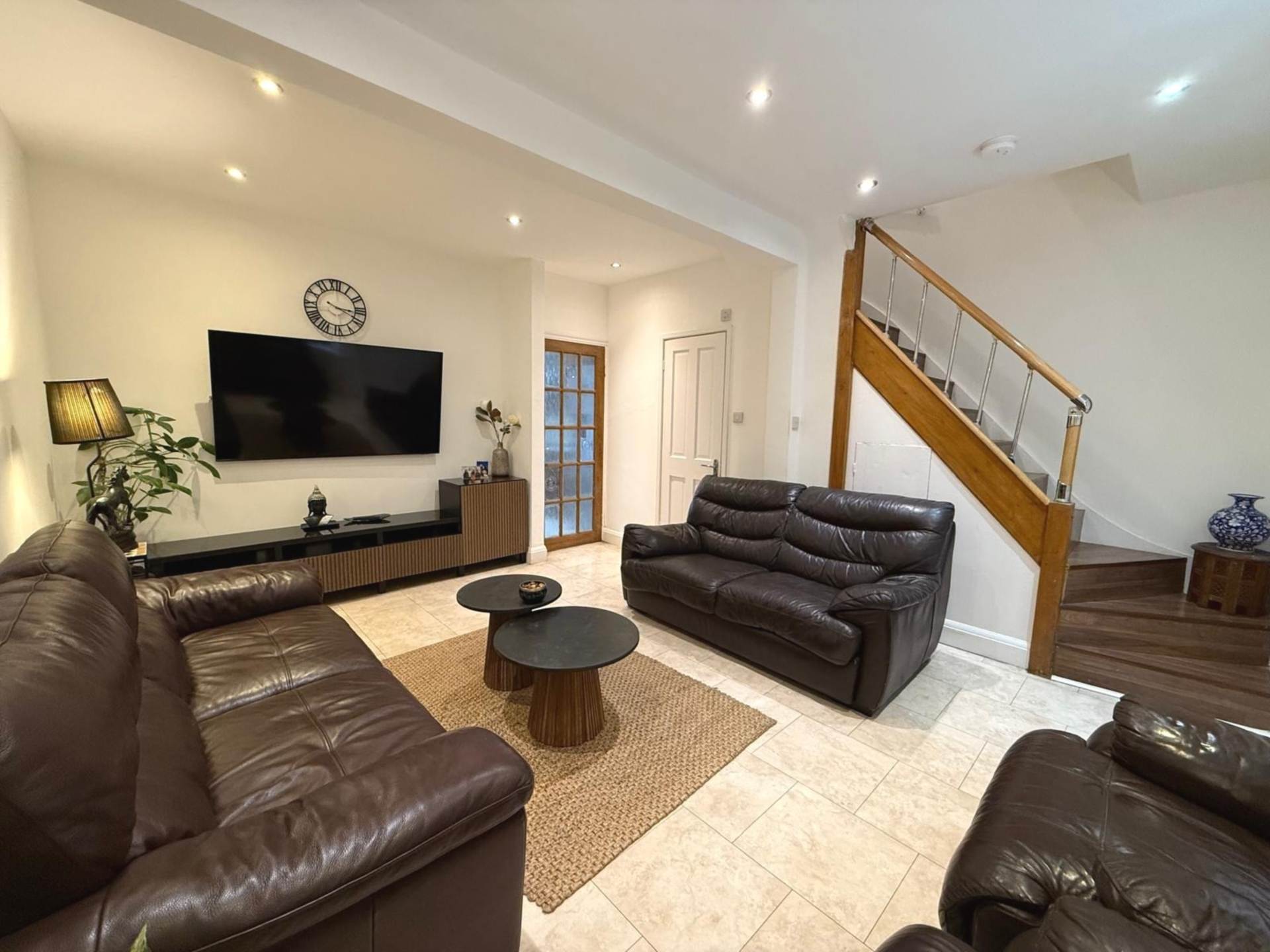 Westbury Avn, Southall, Image 2
