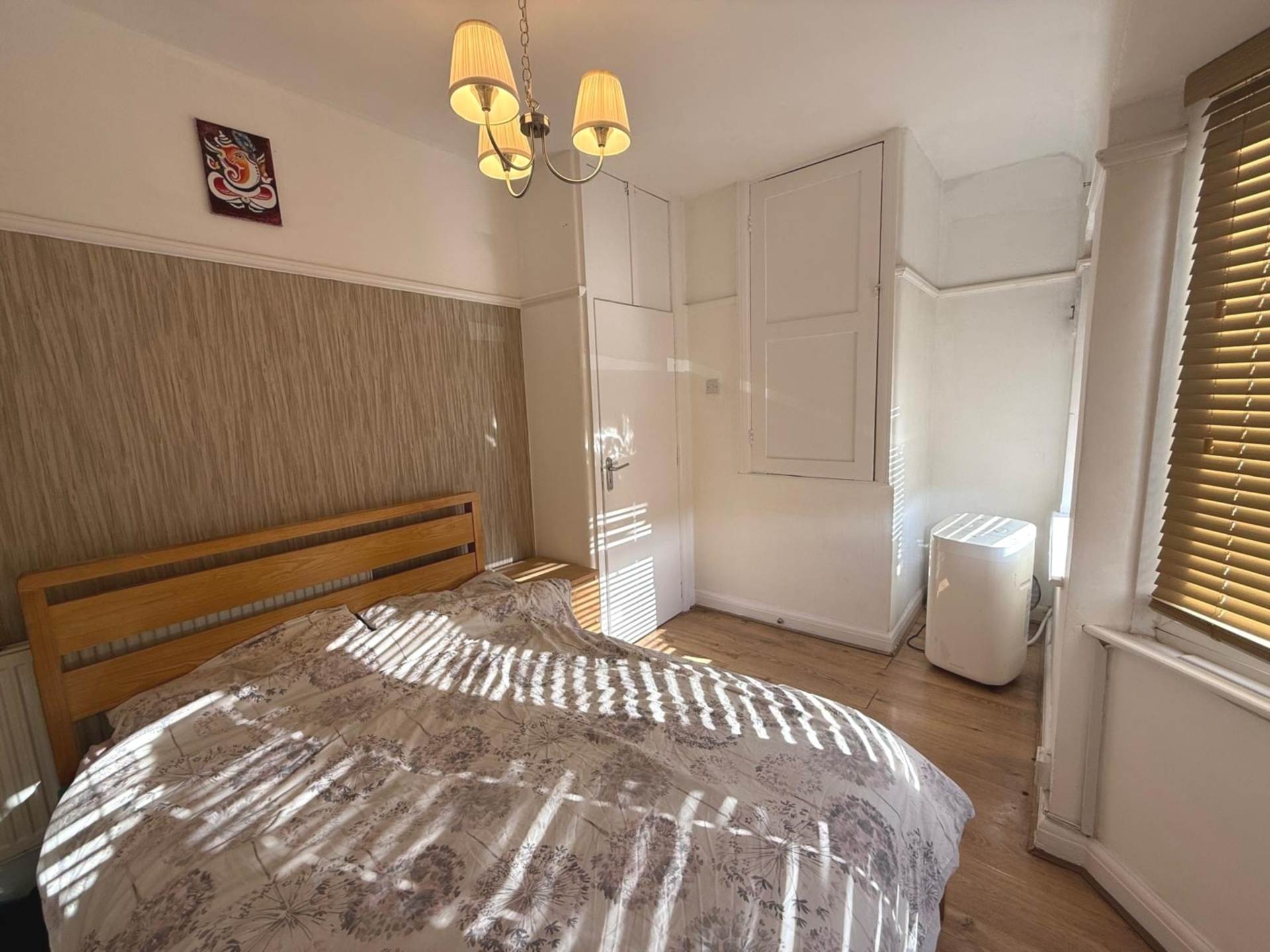 Westbury Avn, Southall, Image 9