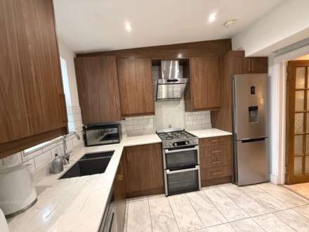 Westbury Avn, Southall, Image 3