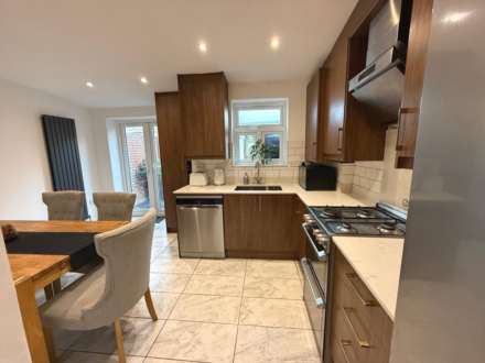 Westbury Avn, Southall, Image 4