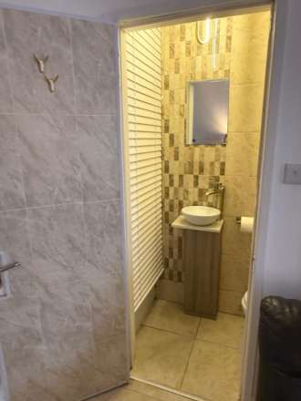 Westbury Avn, Southall, Image 5