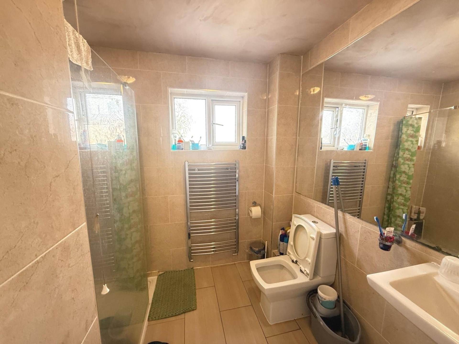 Pope Close, Feltham, Image 4