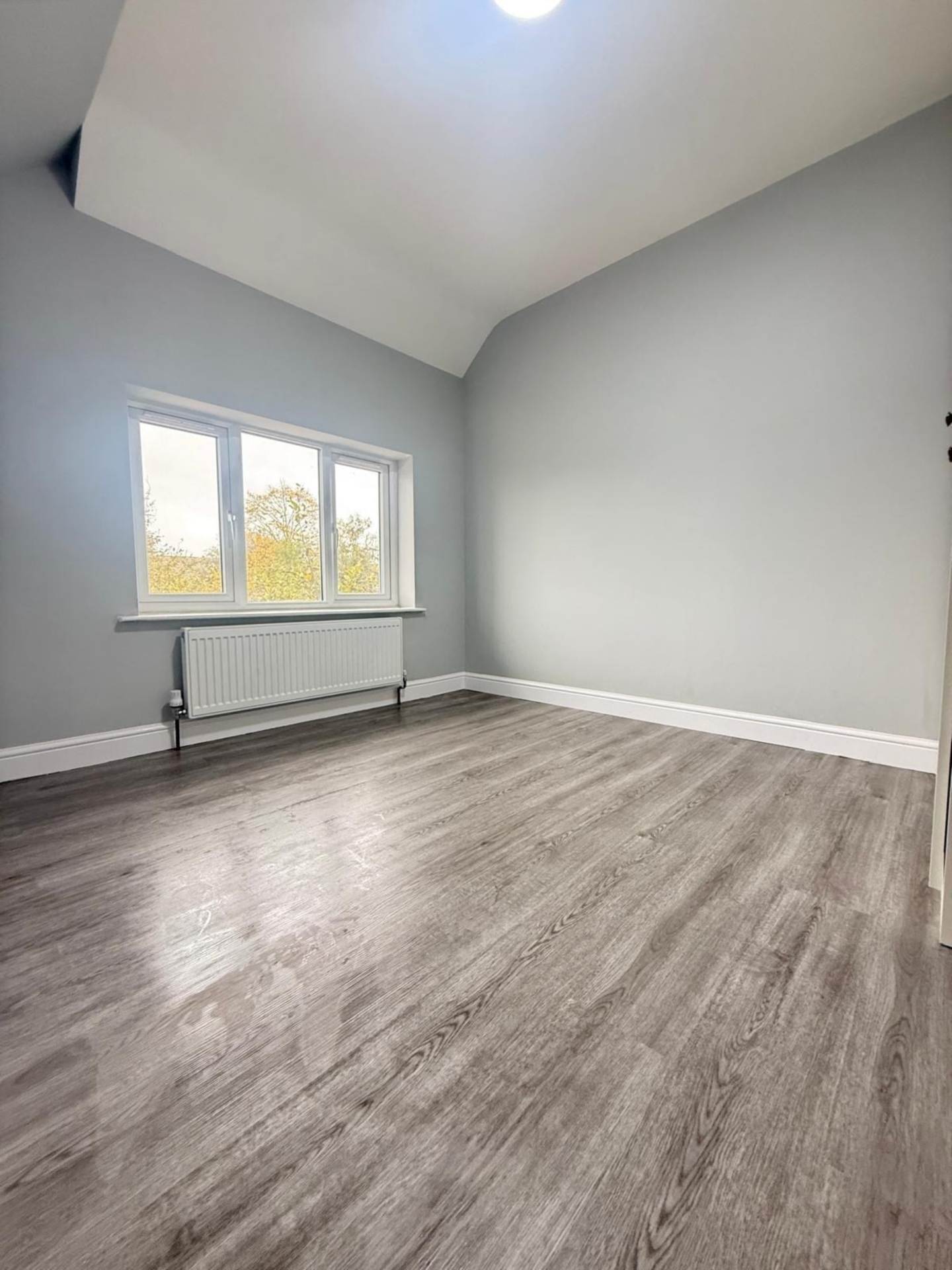 Station Crescent, Ashford, Image 5