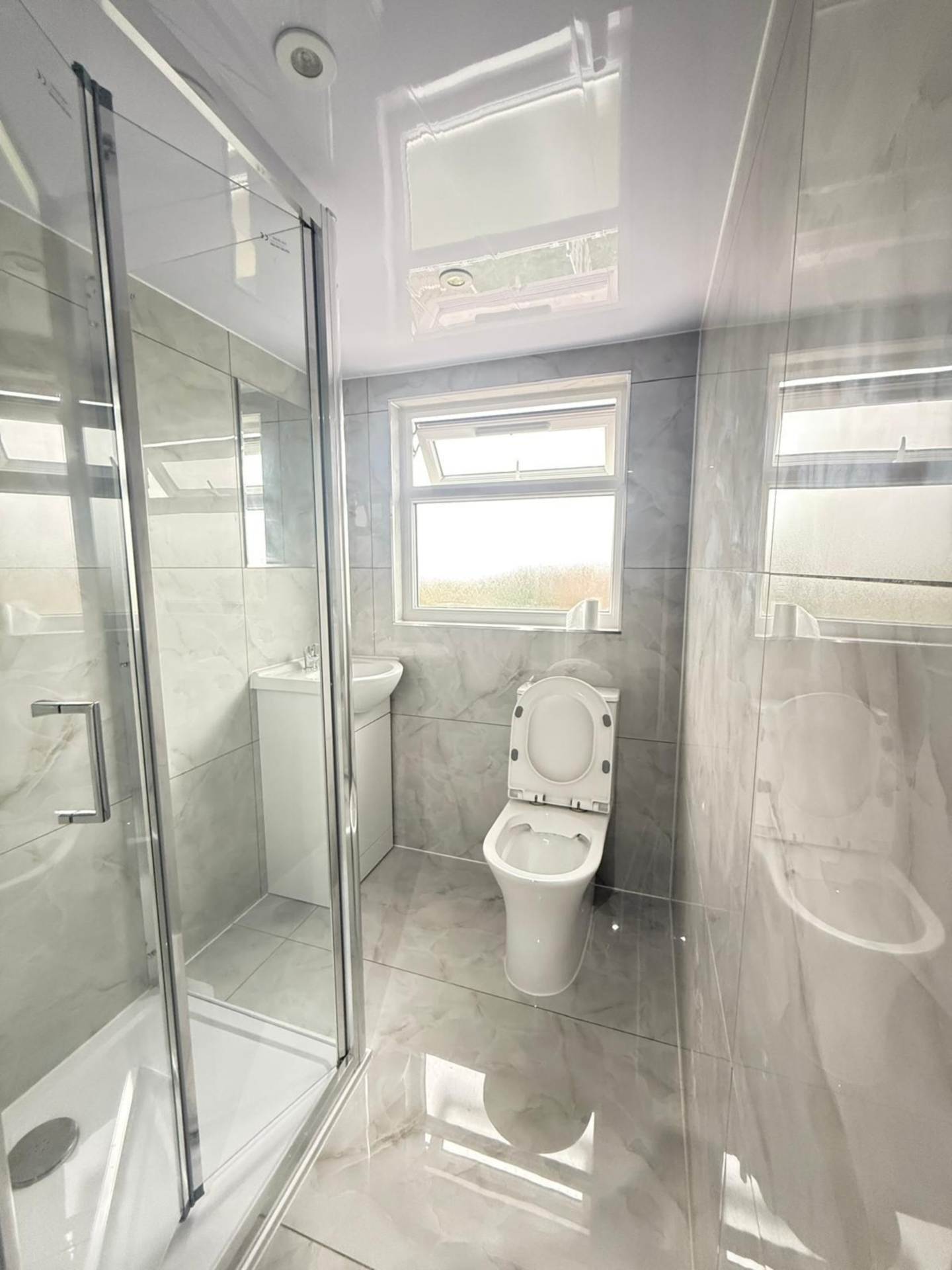 Station Crescent, Ashford, Image 9