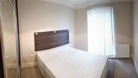 Reet Gardens, Slough, Image 6