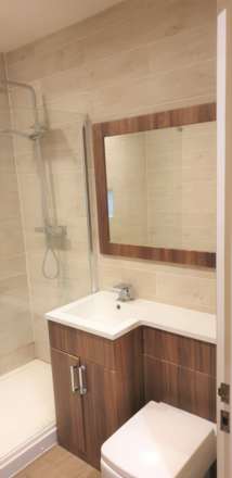 Reet Gardens, Slough, Image 7