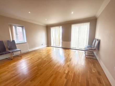 Reet Gardens, Slough, Image 2