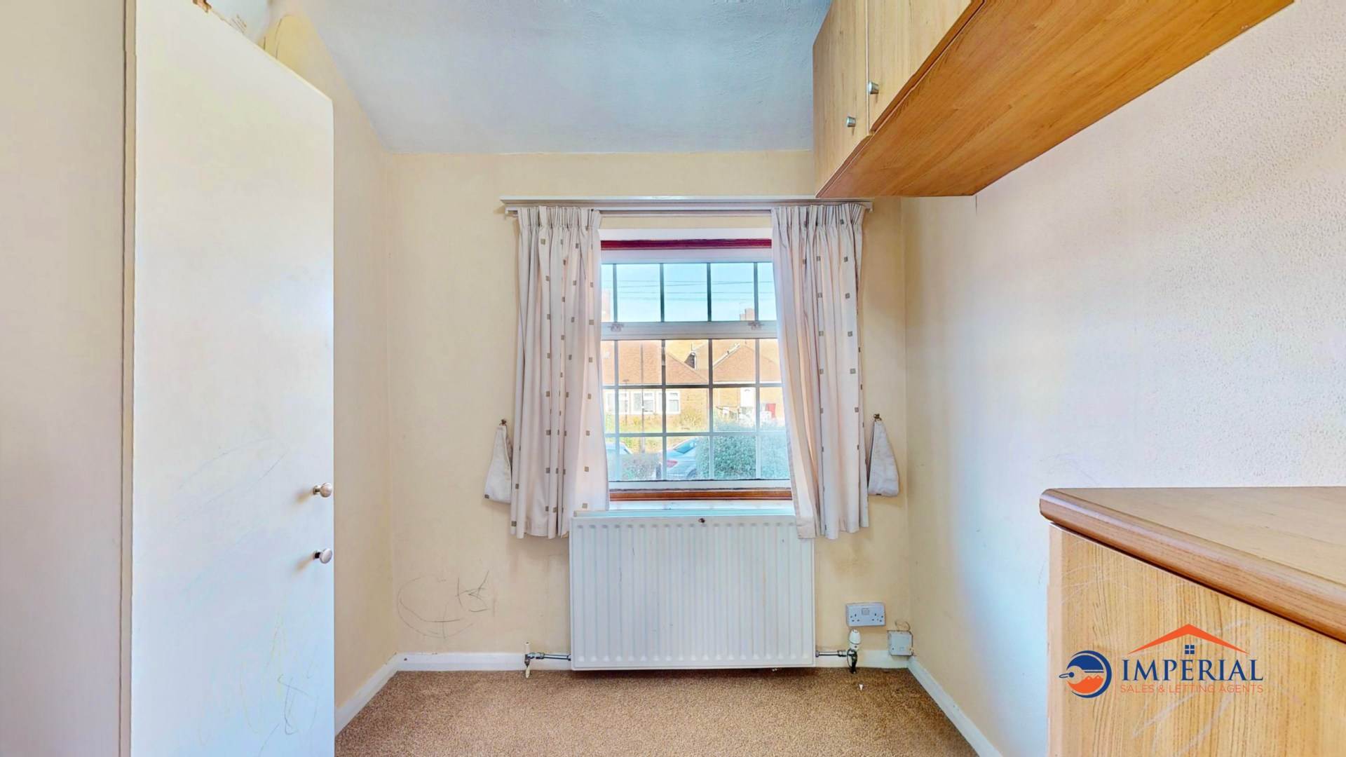 Lower less road Slough, Image 22