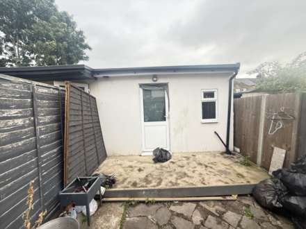 Gordon Road, Southall, Image 9