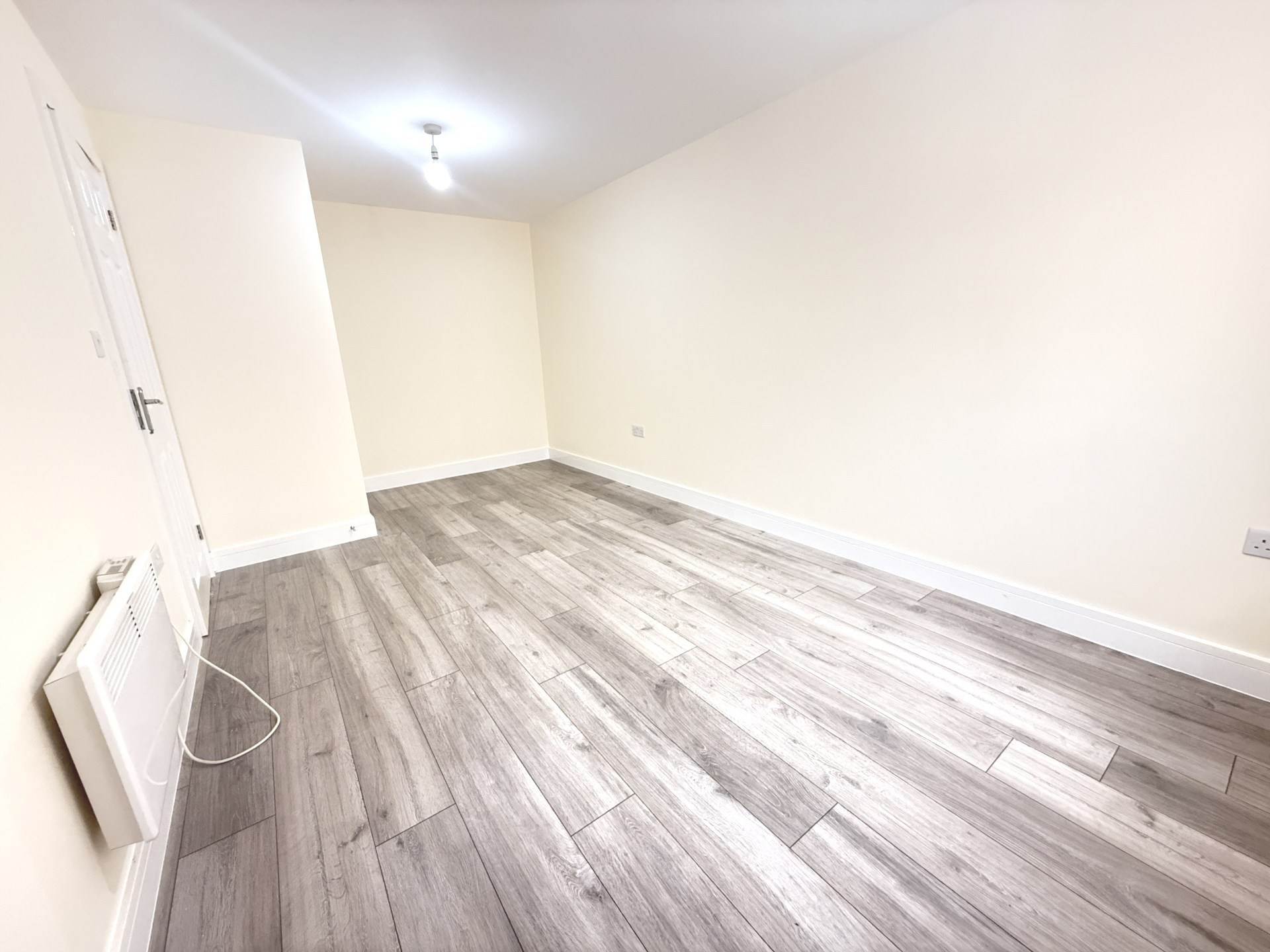 Gledwood drive,Hayes, Image 2