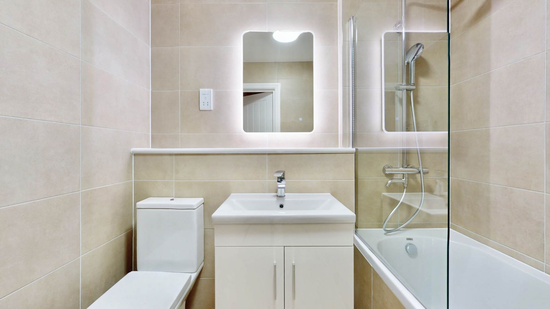 Hanworth Road, Hounslow, Image 18