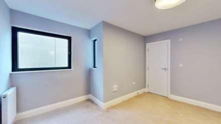 Hanworth Road, Hounslow, Image 13