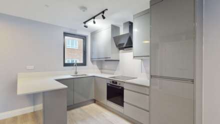 Hanworth Road, Hounslow, Image 7