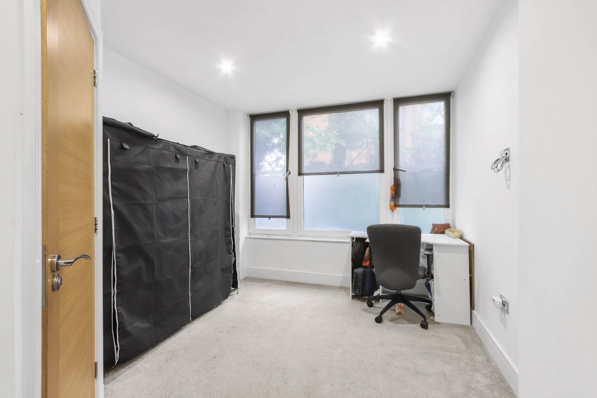 Windsor Road, Slough, Image 13