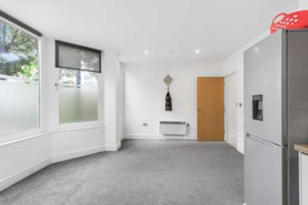 Windsor Road, Slough, Image 3