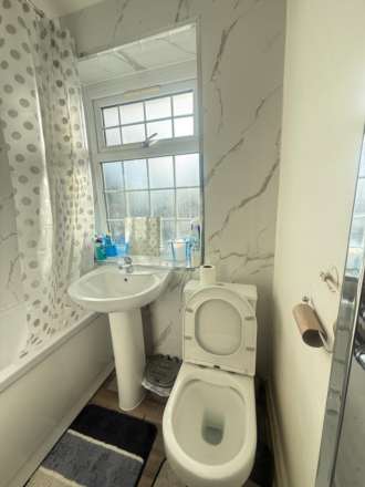 Balmoral Drive, Hayes, Image 5