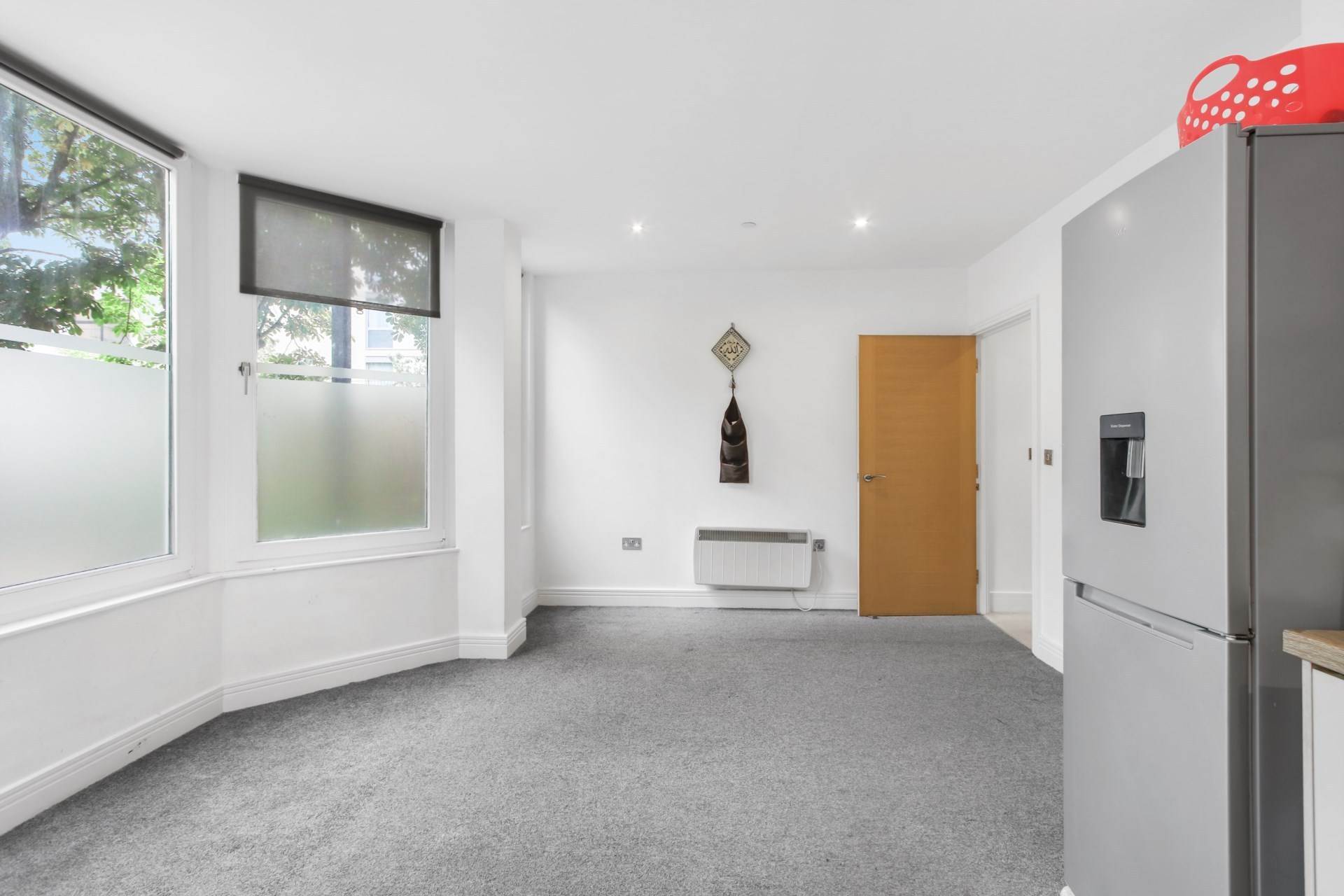 Windsor Road, Slough, Image 3