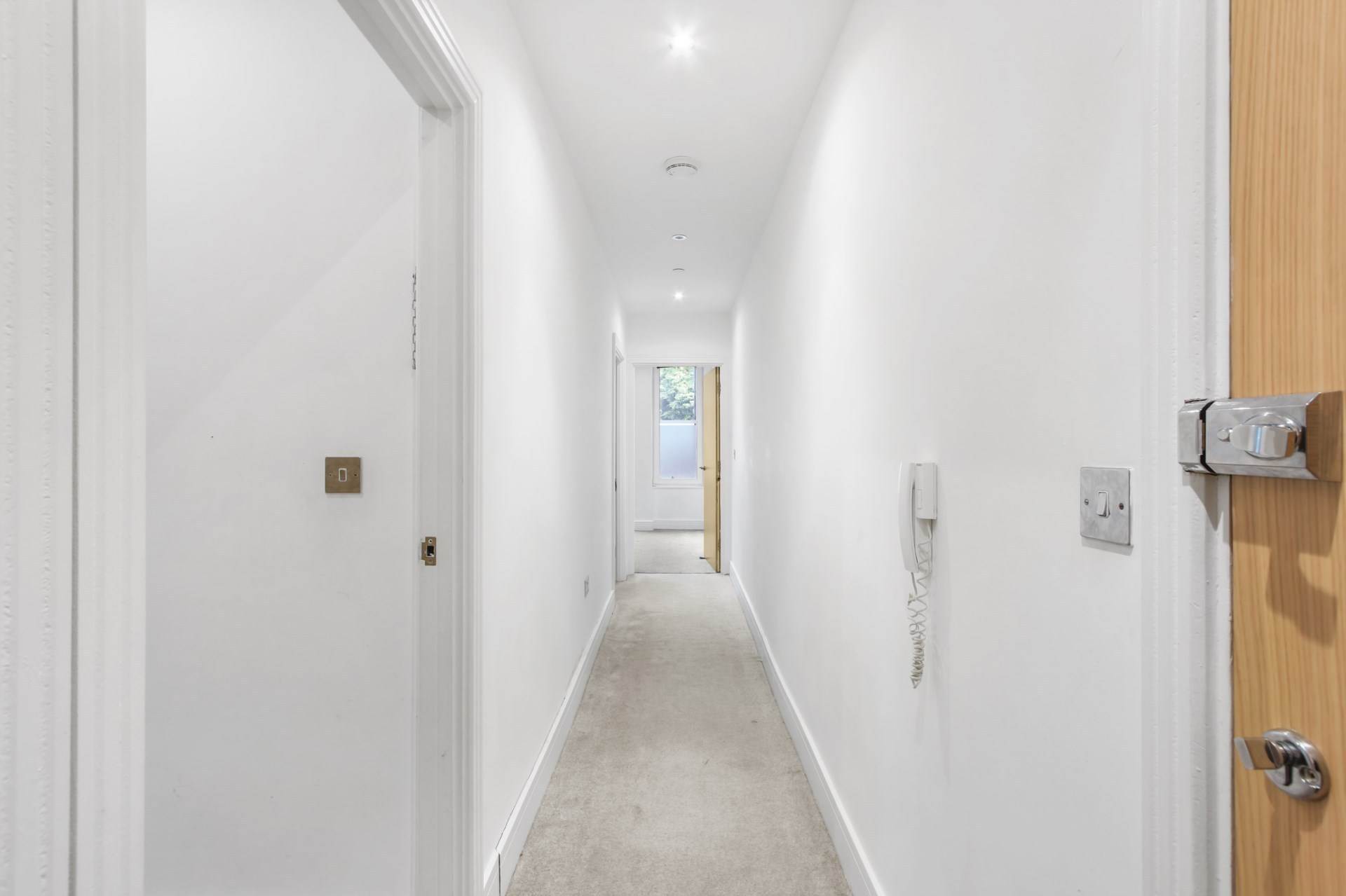 Windsor Road, Slough, Image 6