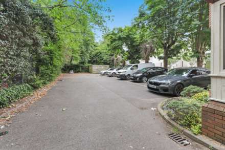 Windsor Road, Slough, Image 11