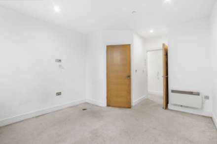 Windsor Road, Slough, Image 14