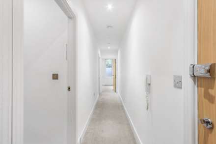 Windsor Road, Slough, Image 6