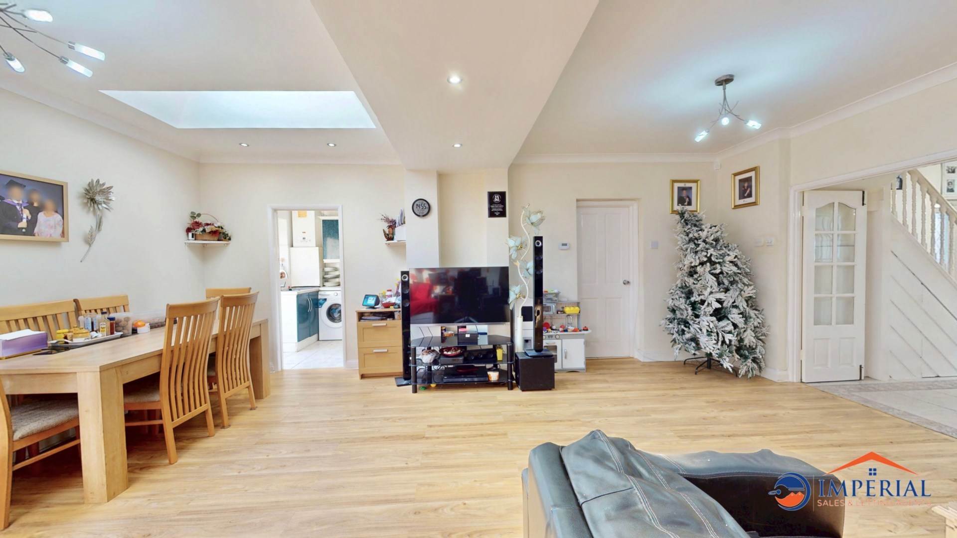 Crosslands Avn, Southall, Image 1