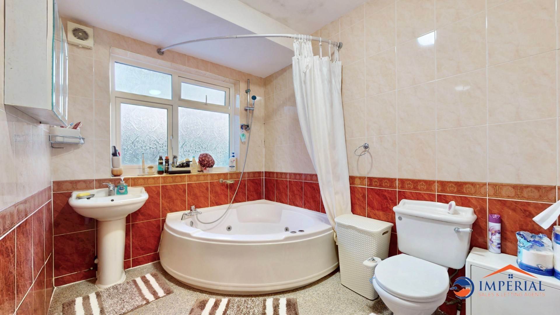 Crosslands Avn, Southall, Image 18