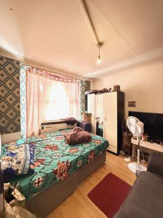 Gordon Road, Southall, Image 6