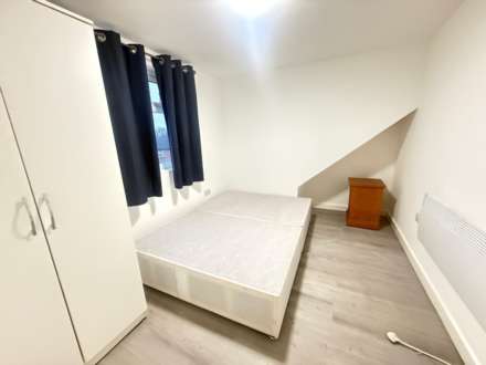 Pinn Close, Cowley, Image 5