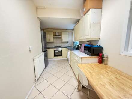 Dorchester Waye, Hayes, Image 1