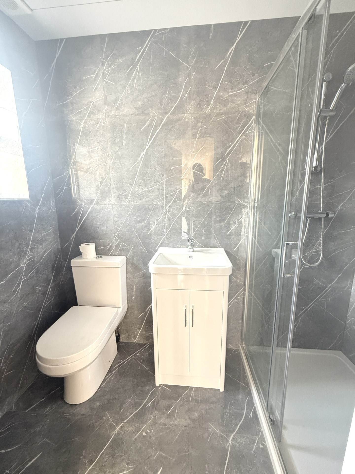 Gledwood Drive, Hayes, Image 3