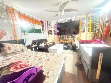 East Avenue, Hayes, Image 3