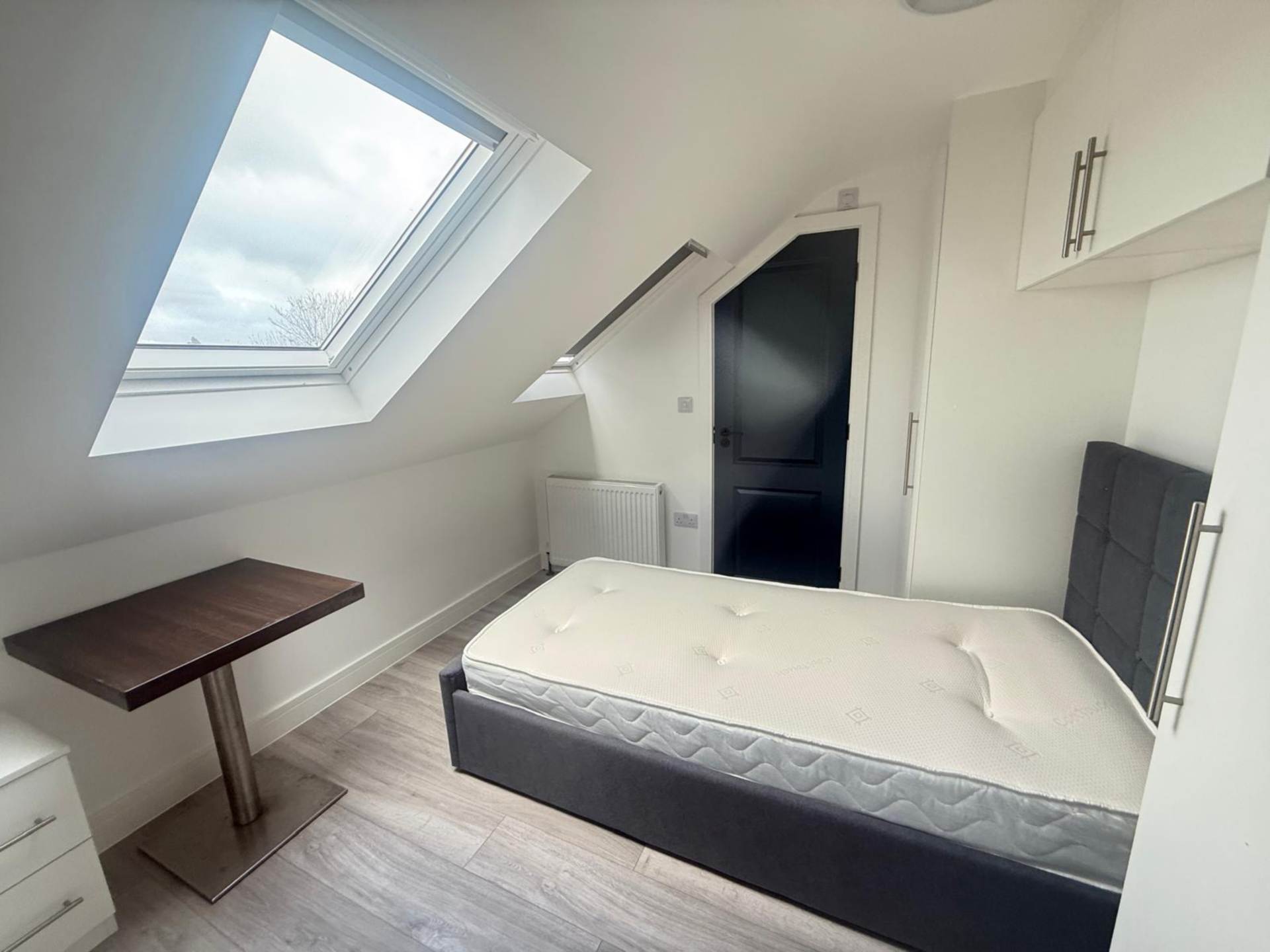 Hunters Grove, Hayes, Image 11