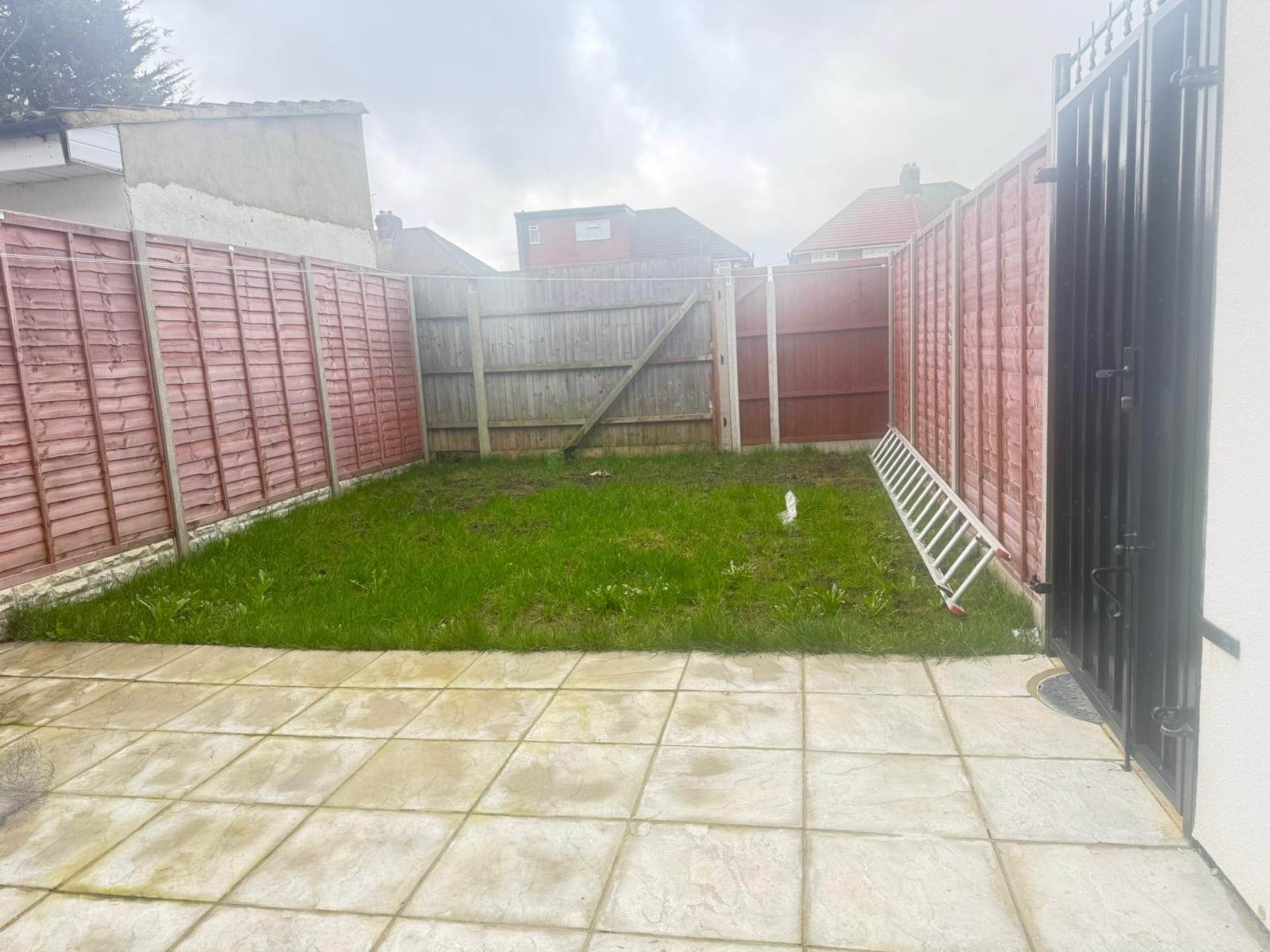 Hunters Grove, Hayes, Image 17