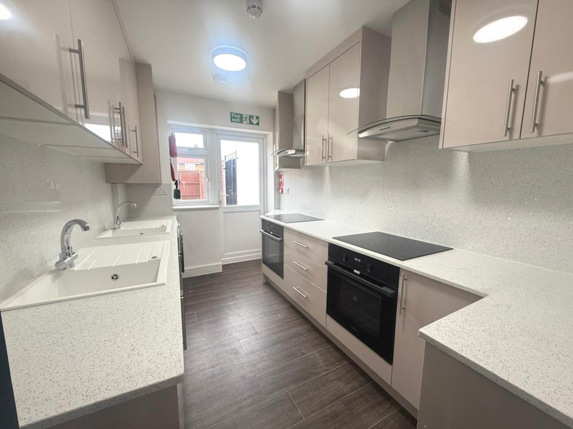 Hunters Grove, Hayes, Image 1