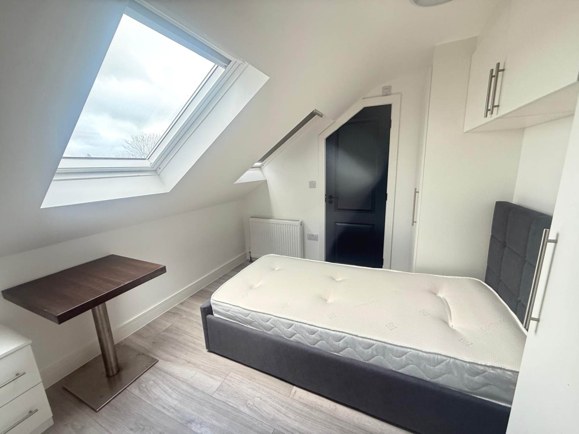 Hunters Grove, Hayes, Image 13