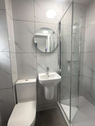 Hunters Grove, Hayes, Image 5