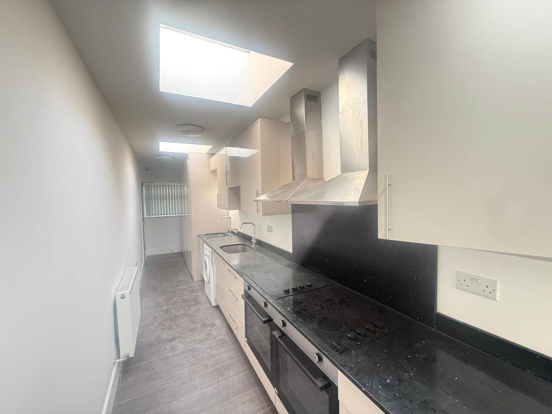 Pinglestone Close, West Drayton, Image 4