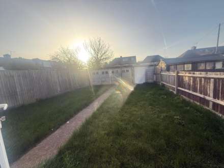 Pinglestone Close, West Drayton, Image 8