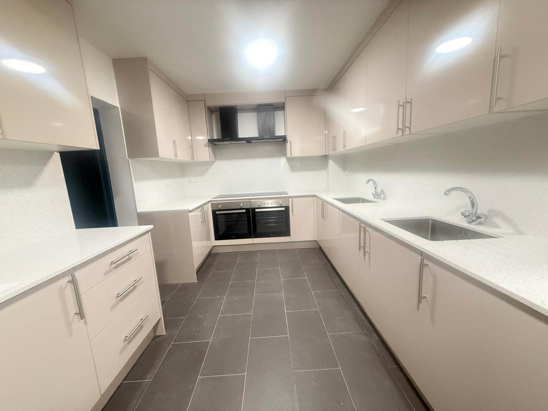 Gaveston Road, Slough, Image 2