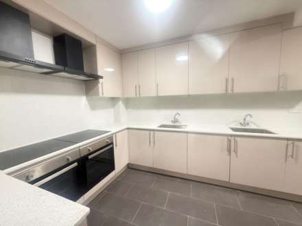 Property For Rent Gaveston Road, Slough