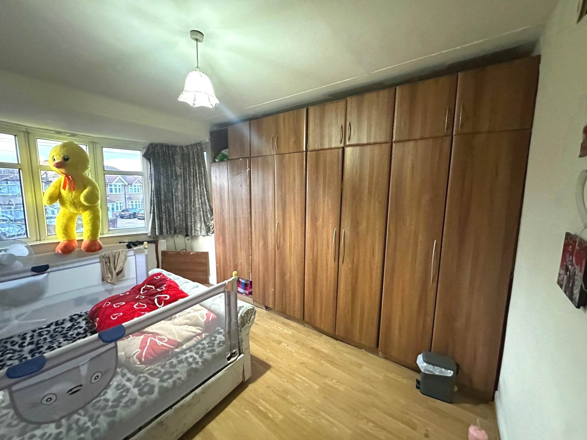 Springwell Road, Heston, Image 4