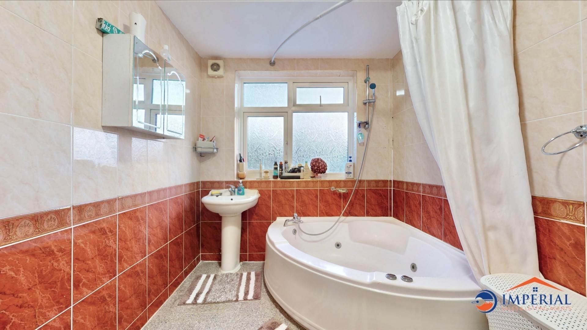 Crosslands Avn, Southall, Image 19