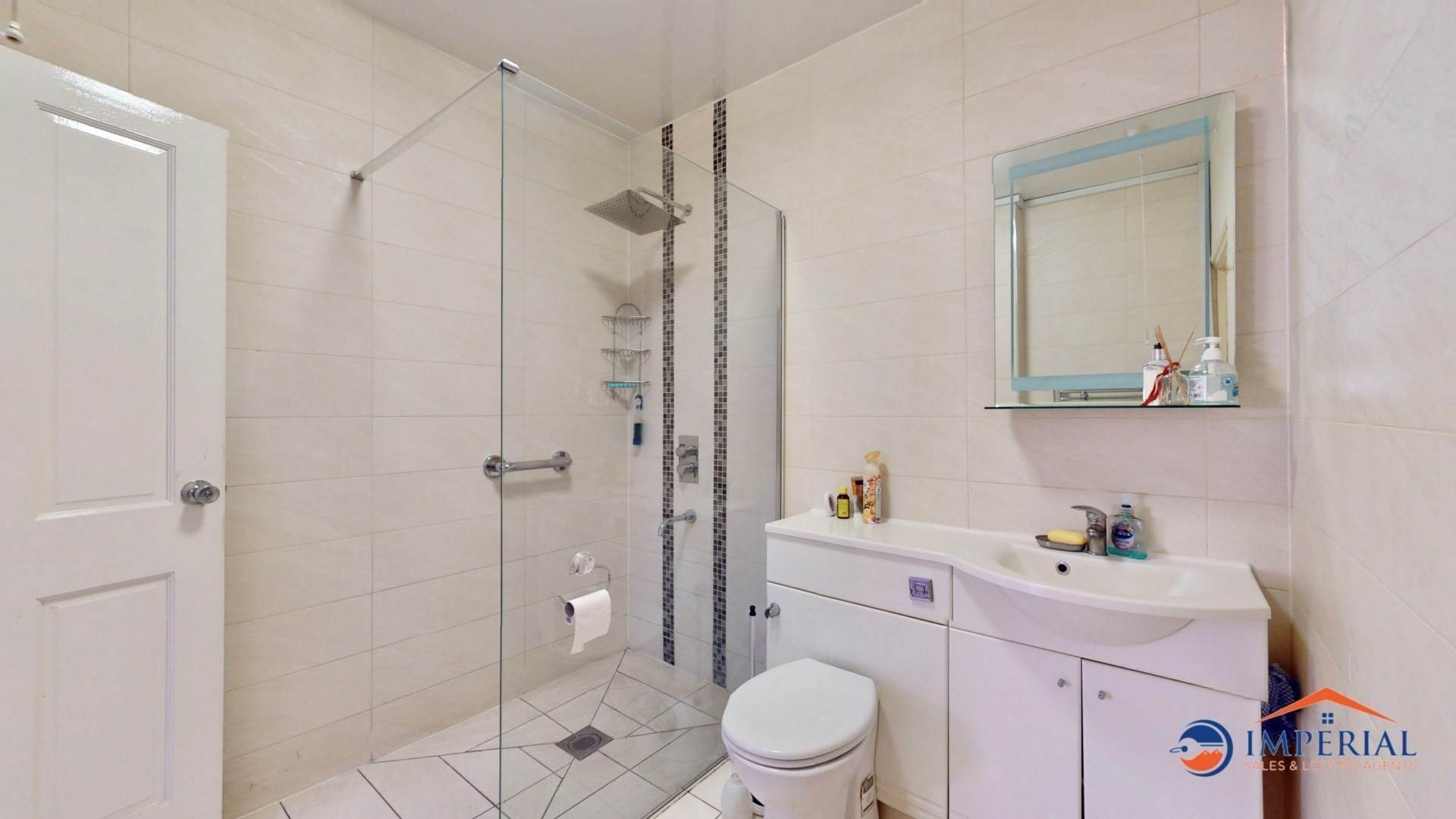 Crosslands Avn, Southall, Image 25