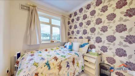 Crosslands Avn, Southall, Image 21